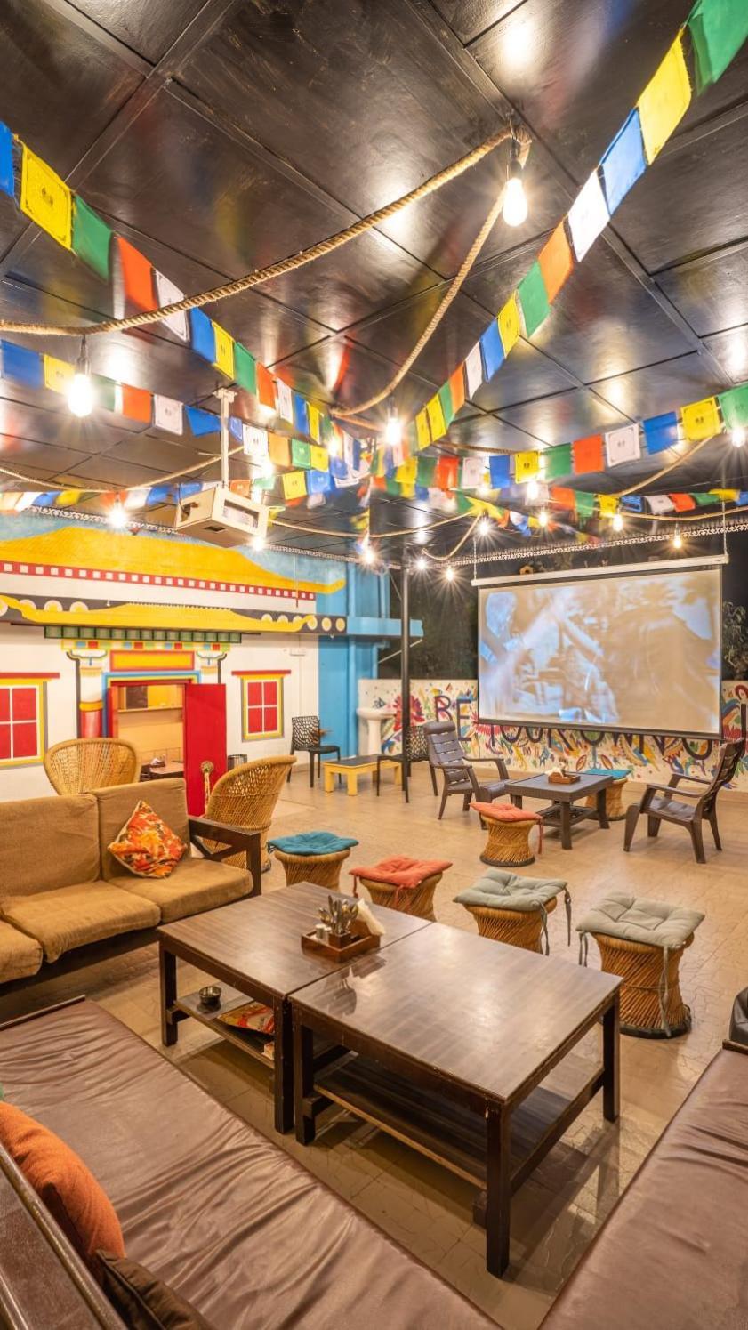 The Trippy Tribe Hostel Bir  Ngoại thất bức ảnh